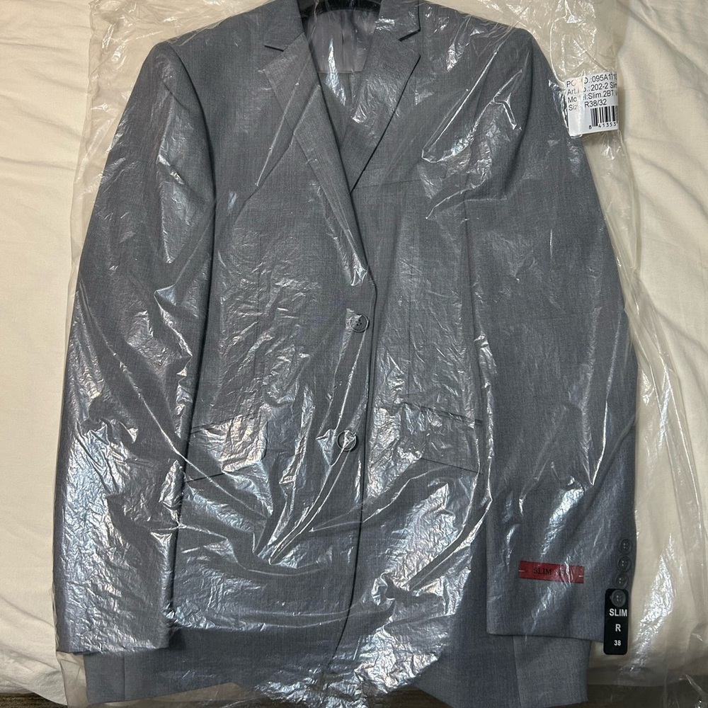 Brand new gray suit, with tags!